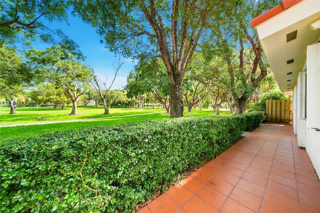 For Sale: $825,000 (4 beds, 2 baths, 3150 Square Feet)