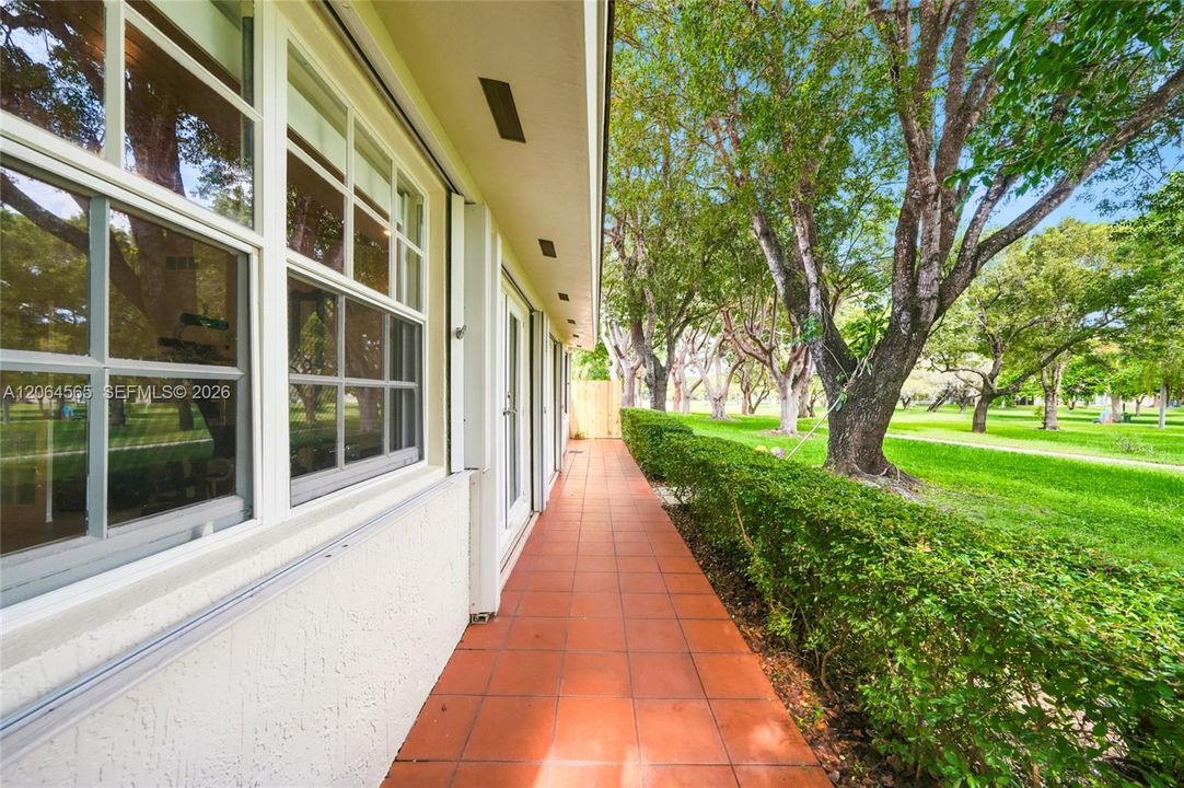 For Sale: $825,000 (4 beds, 2 baths, 3150 Square Feet)