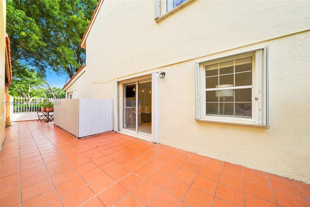 For Sale: $825,000 (4 beds, 2 baths, 3150 Square Feet)