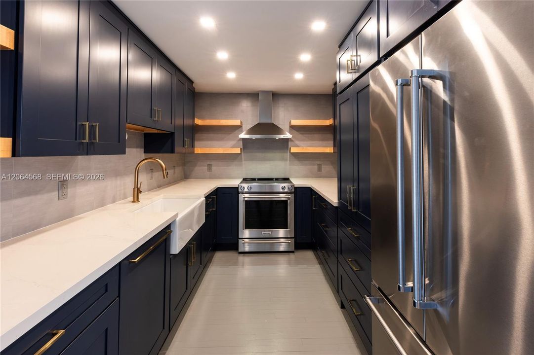 For Rent: $6,750 (2 beds, 2 baths, 1372 Square Feet)