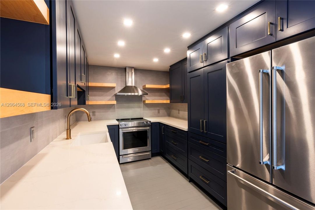 For Rent: $6,750 (2 beds, 2 baths, 1372 Square Feet)