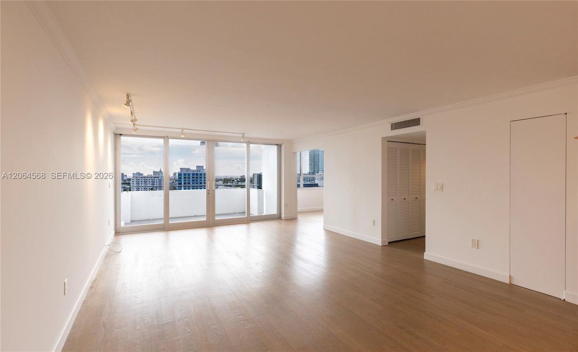 For Rent: $6,750 (2 beds, 2 baths, 1372 Square Feet)