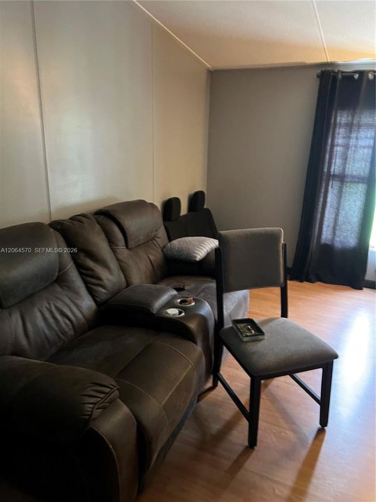 For Sale: $263,000 (3 beds, 2 baths, 2016 Square Feet)