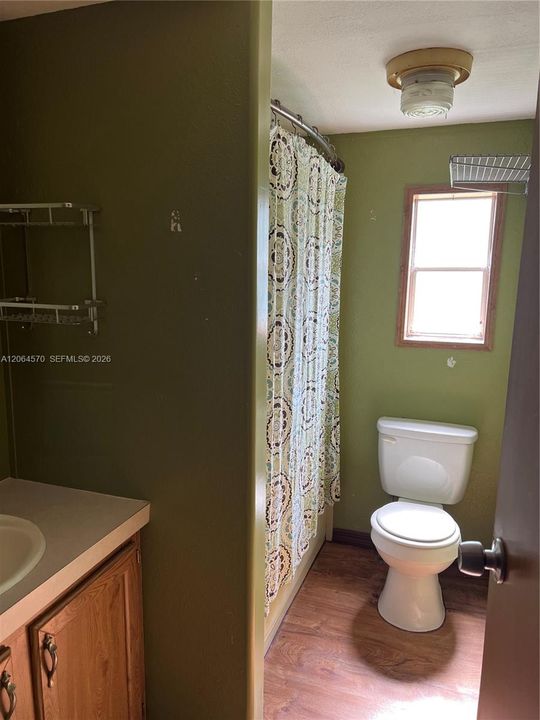 For Sale: $263,000 (3 beds, 2 baths, 2016 Square Feet)