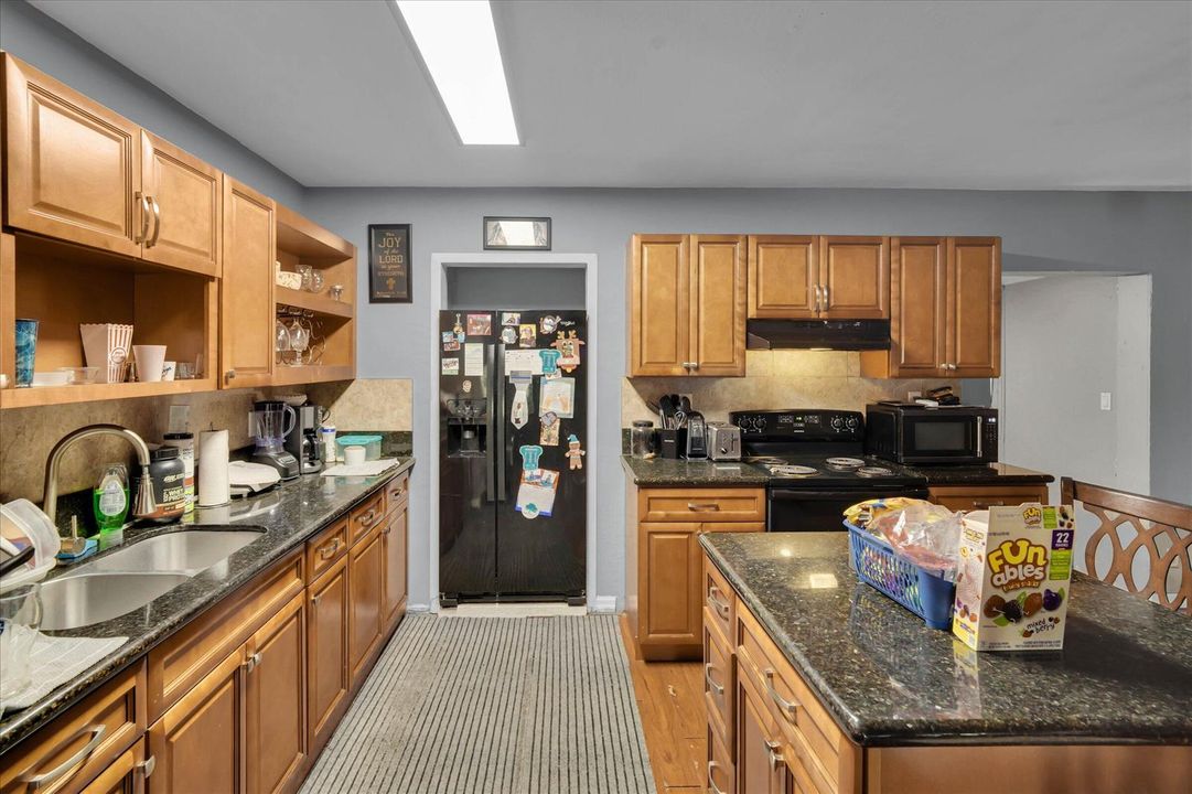 16-308 NW 27th Street-16