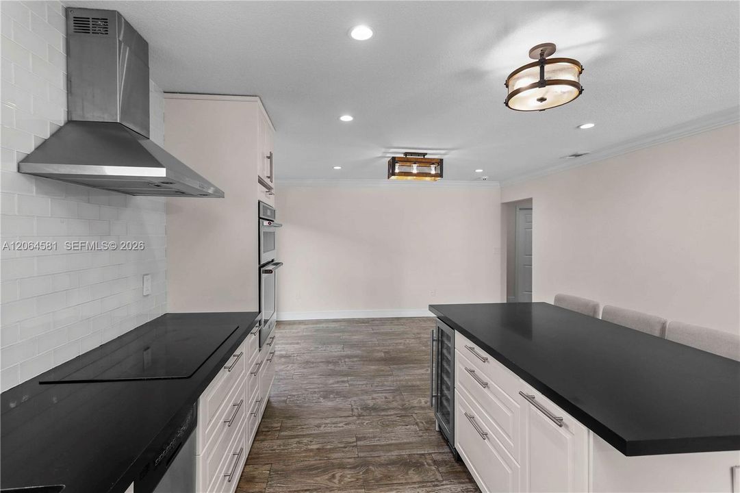For Sale: $799,567 (3 beds, 2 baths, 1471 Square Feet)