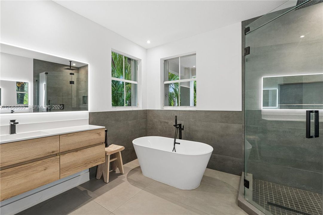 For Sale: $1,280,000 (5 beds, 3 baths, 3117 Square Feet)