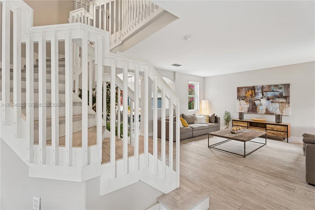For Sale: $1,280,000 (5 beds, 3 baths, 3117 Square Feet)