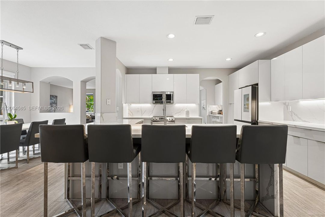 For Sale: $1,280,000 (5 beds, 3 baths, 3117 Square Feet)
