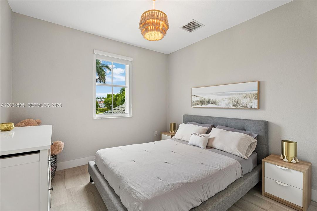 For Sale: $1,280,000 (5 beds, 3 baths, 3117 Square Feet)