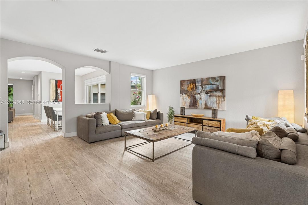 For Sale: $1,280,000 (5 beds, 3 baths, 3117 Square Feet)