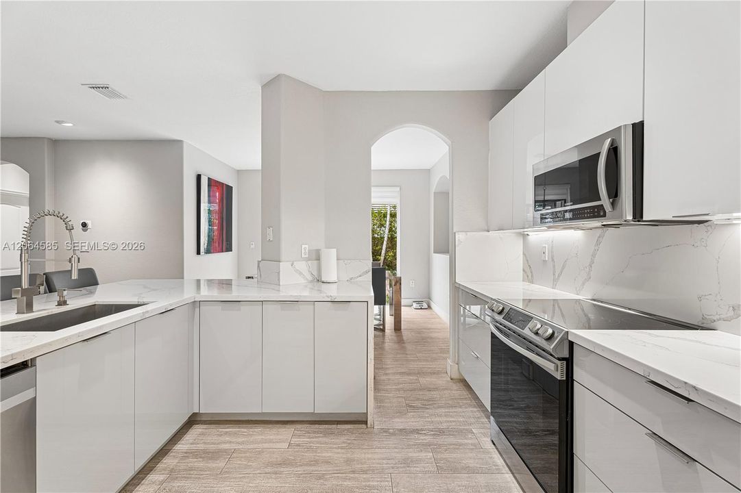 For Sale: $1,280,000 (5 beds, 3 baths, 3117 Square Feet)