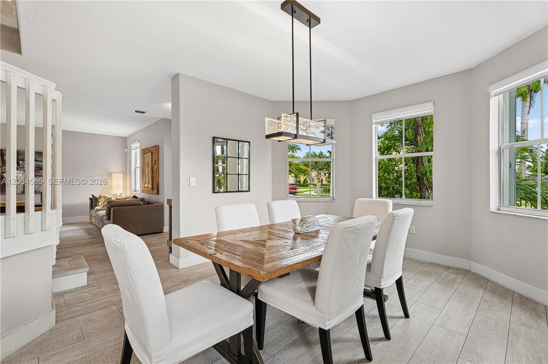 For Sale: $1,280,000 (5 beds, 3 baths, 3117 Square Feet)
