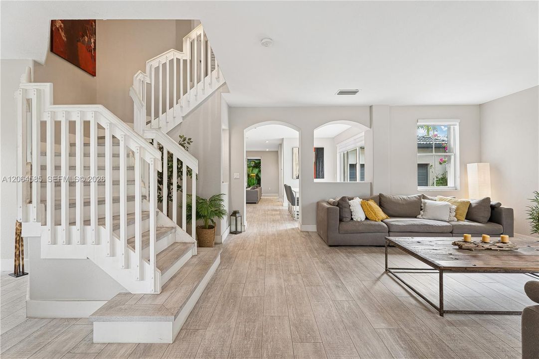For Sale: $1,280,000 (5 beds, 3 baths, 3117 Square Feet)