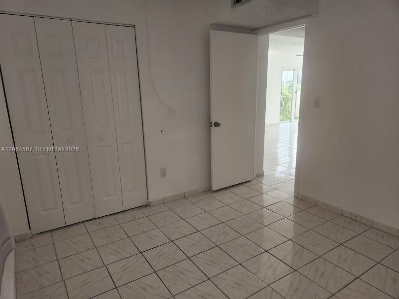 В аренду: $2,200 (2 спален, 2 ванн, 888 Квадратных фут)