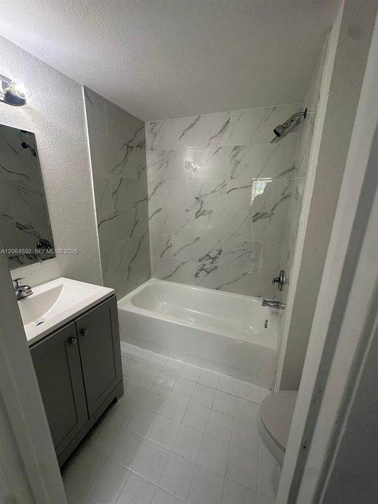 For Sale: $250,000 (3 beds, 2 baths, 1150 Square Feet)