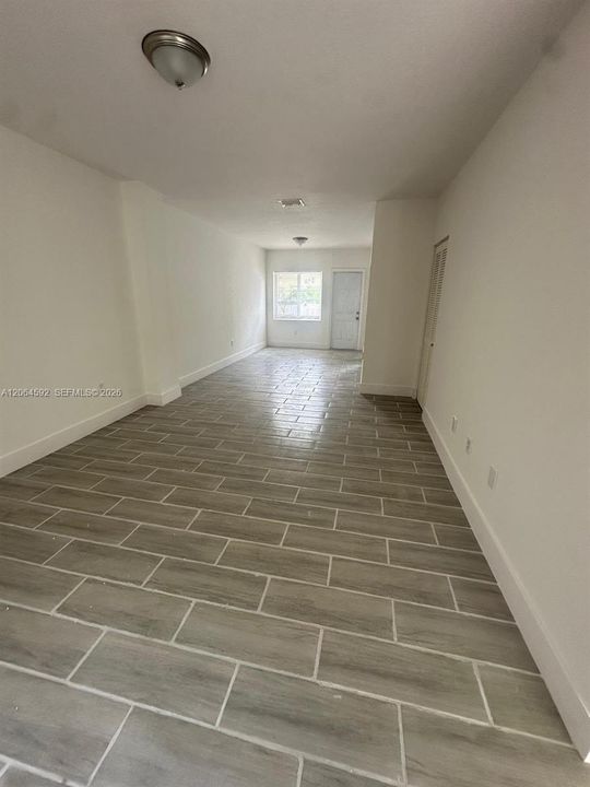 For Sale: $250,000 (3 beds, 2 baths, 1150 Square Feet)