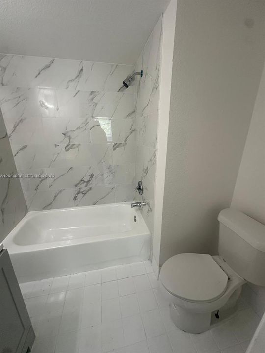 For Sale: $250,000 (3 beds, 2 baths, 1150 Square Feet)