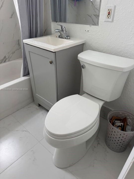 For Sale: $250,000 (3 beds, 2 baths, 1150 Square Feet)
