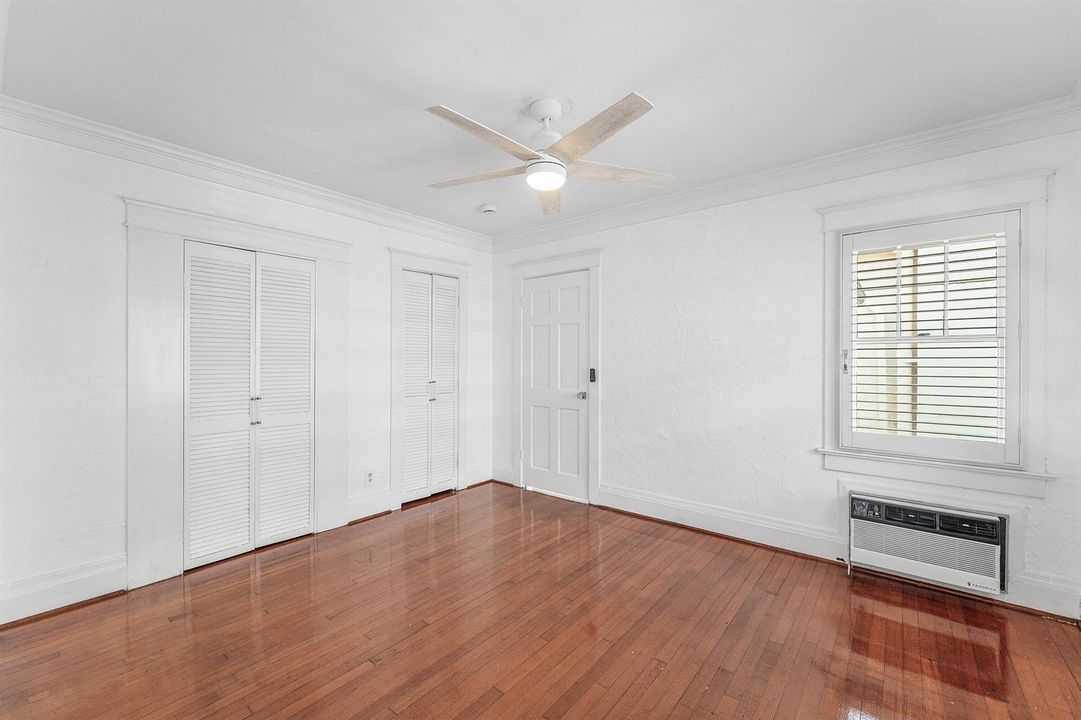 026-232AustralianAvenue-3-PalmBeach-FL-3
