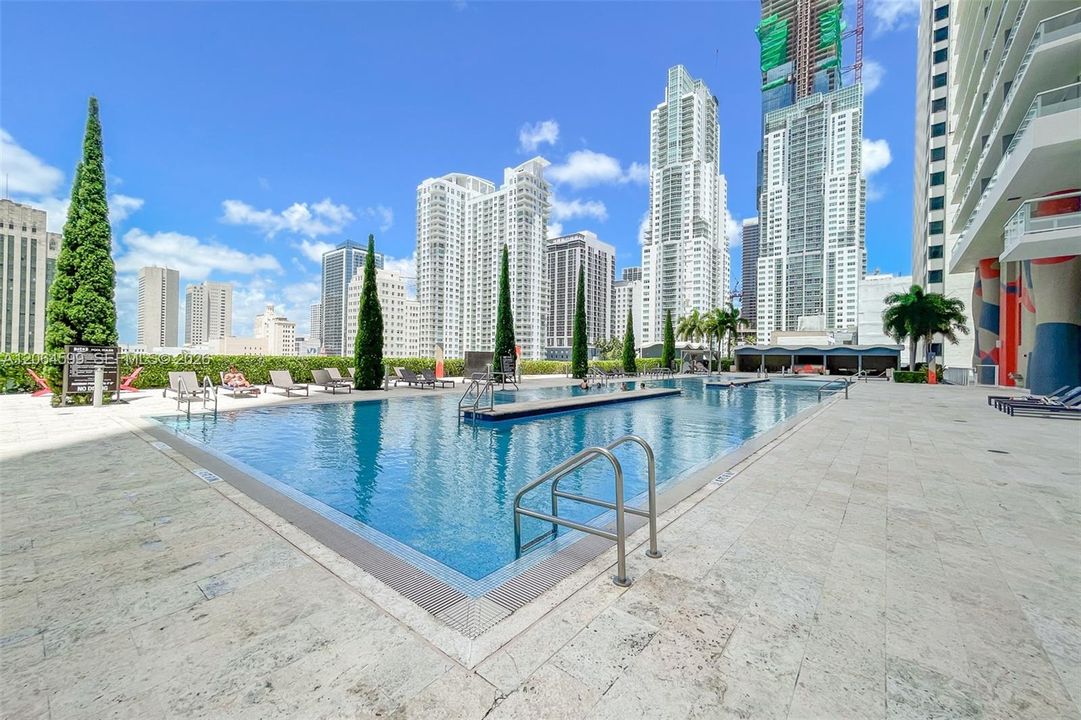 На продажу: $419,000 (1 спален, 1 ванн, 845 Квадратных фут)