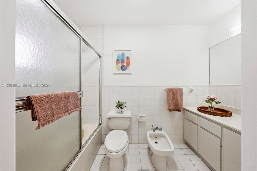 Principal Bathroom
