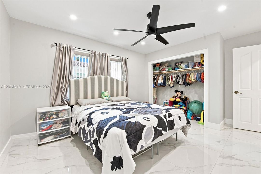 For Rent: $5,300 (4 beds, 2 baths, 2230 Square Feet)