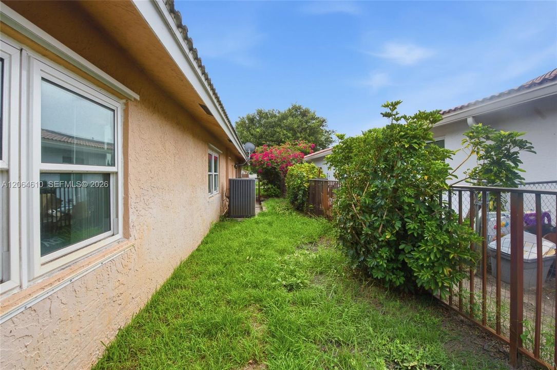 For Rent: $5,300 (4 beds, 2 baths, 2230 Square Feet)