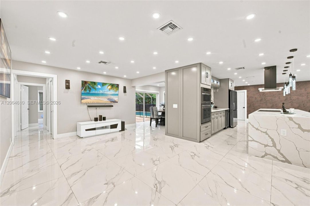 For Rent: $5,300 (4 beds, 2 baths, 2230 Square Feet)