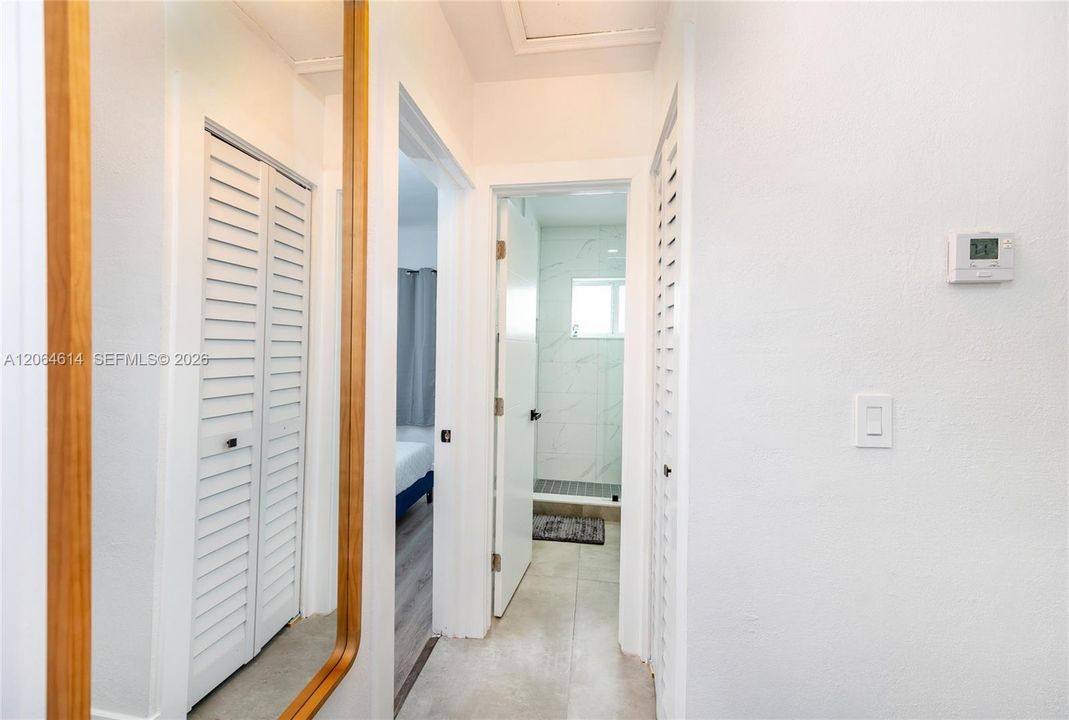 For Rent: $2,950 (2 beds, 1 baths, 1378 Square Feet)