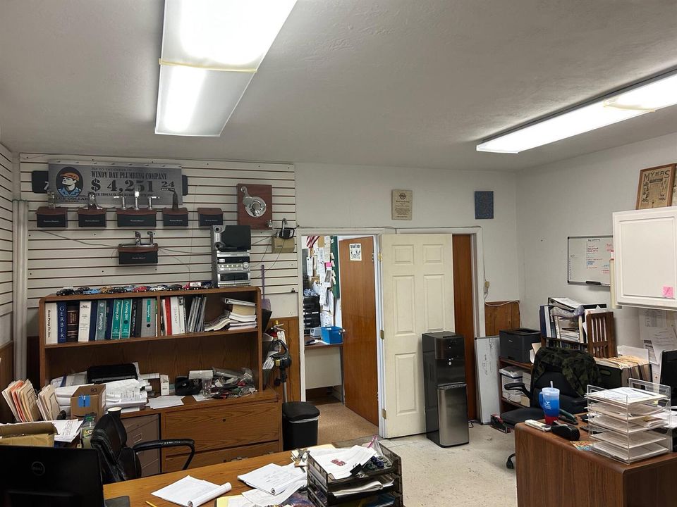 Islamorada Commercial Live-Work Compound