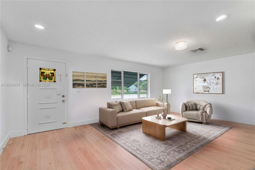 For Sale: $398,900 (2 beds, 2 baths, 1555 Square Feet)