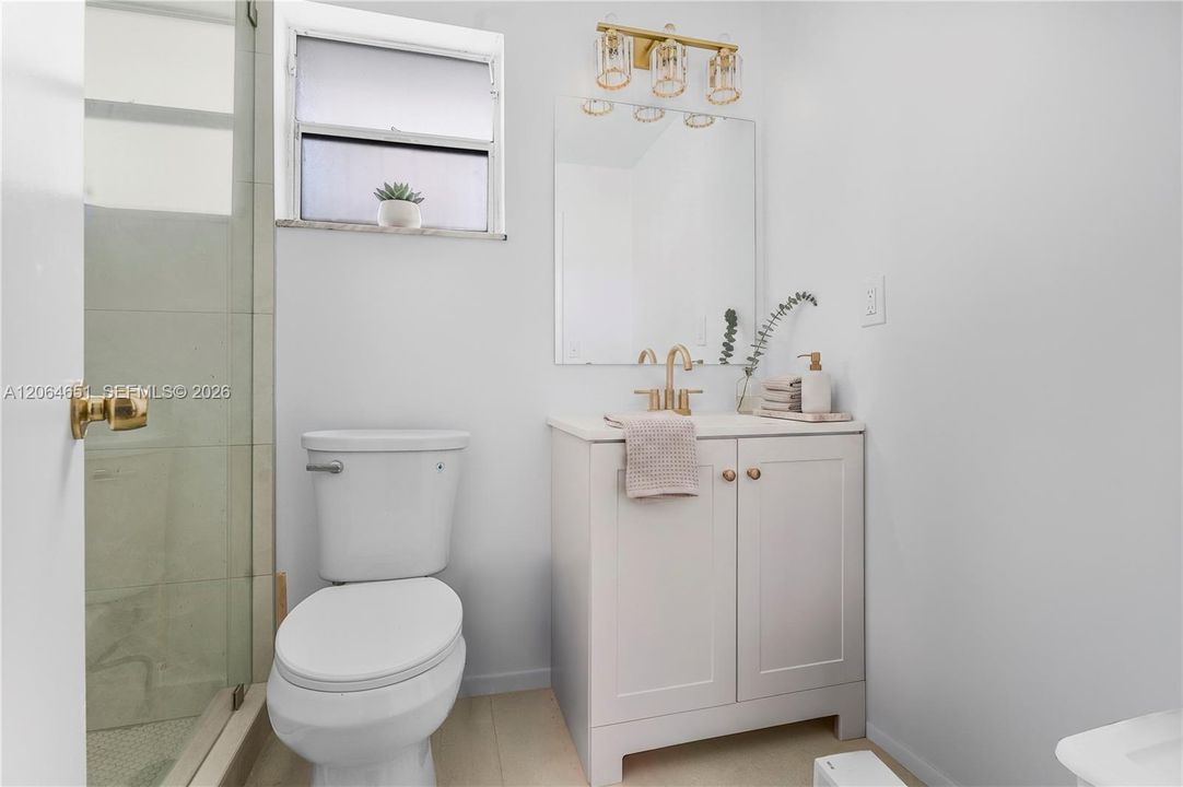 For Sale: $398,900 (2 beds, 2 baths, 1555 Square Feet)