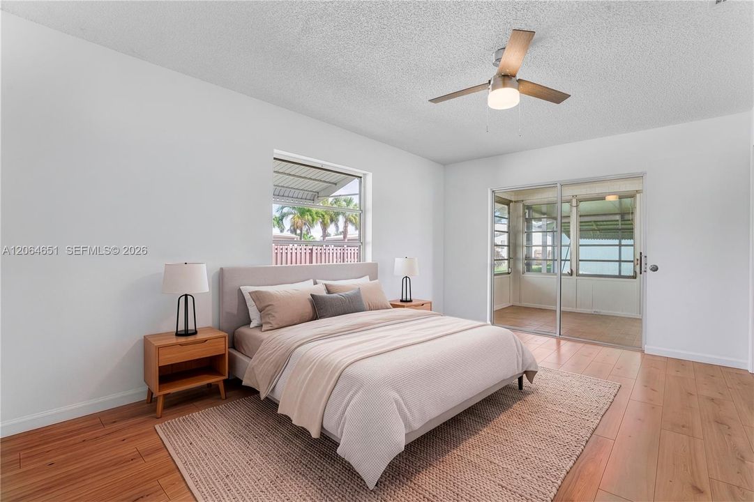 For Sale: $398,900 (2 beds, 2 baths, 1555 Square Feet)
