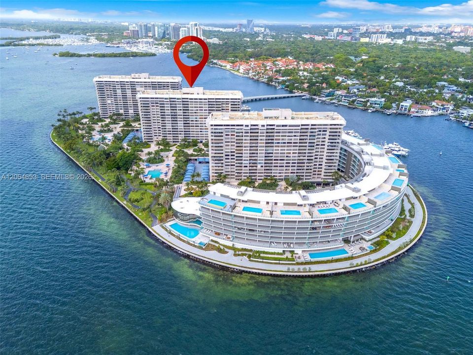 В аренду: $18,000 (3 спален, 3 ванн, 2614 Квадратных фут)