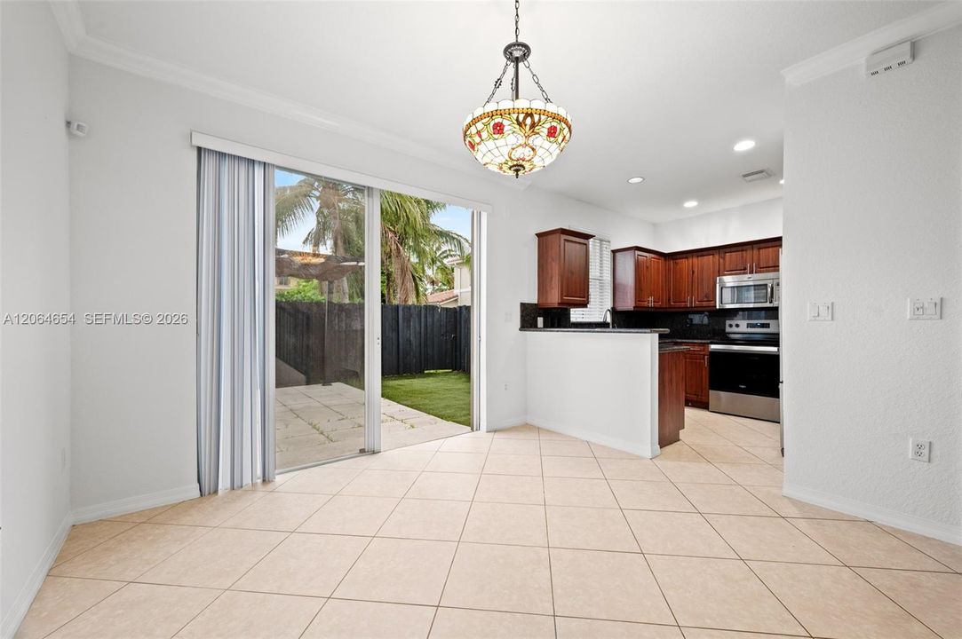 Formal Dining Room in a Garden Setting