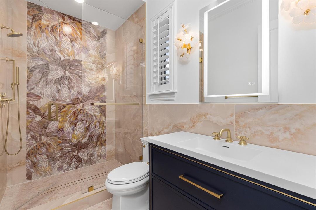 Guest Bath 1
