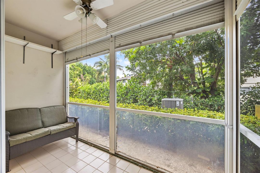Private Screened Patio
