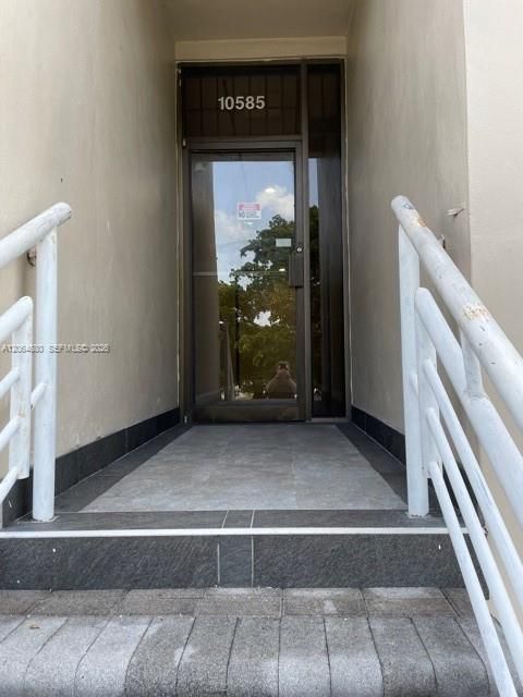 For Rent: $1,350 (0 beds, 0 baths, 0 Square Feet)