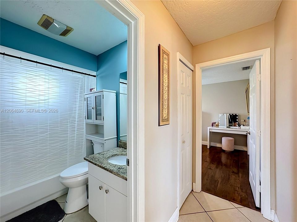 For Sale: $520,000 (3 beds, 2 baths, 1968 Square Feet)