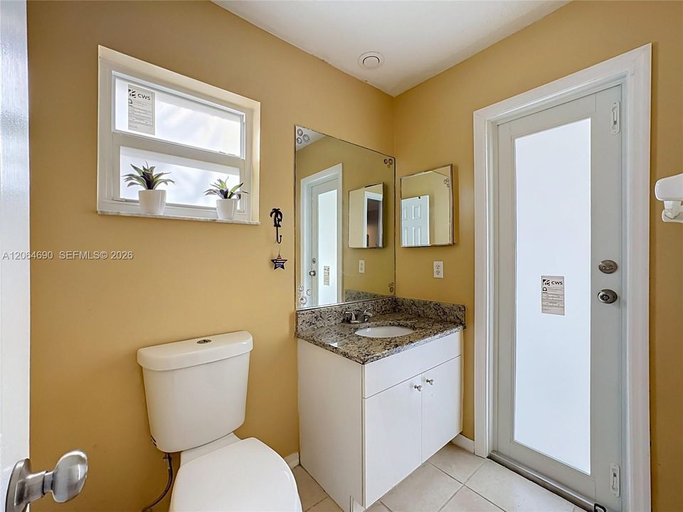 For Sale: $520,000 (3 beds, 2 baths, 1968 Square Feet)