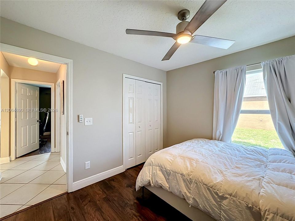 For Sale: $520,000 (3 beds, 2 baths, 1968 Square Feet)