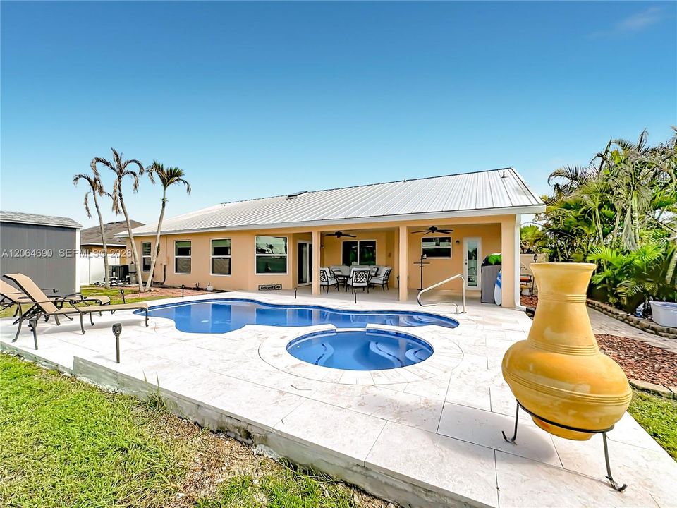 For Sale: $520,000 (3 beds, 2 baths, 1968 Square Feet)