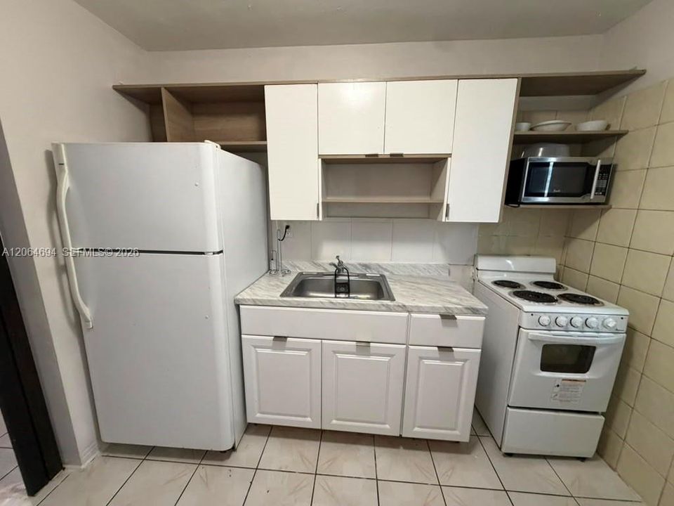 For Rent: $1,200 (0 beds, 1 baths, 3788 Square Feet)