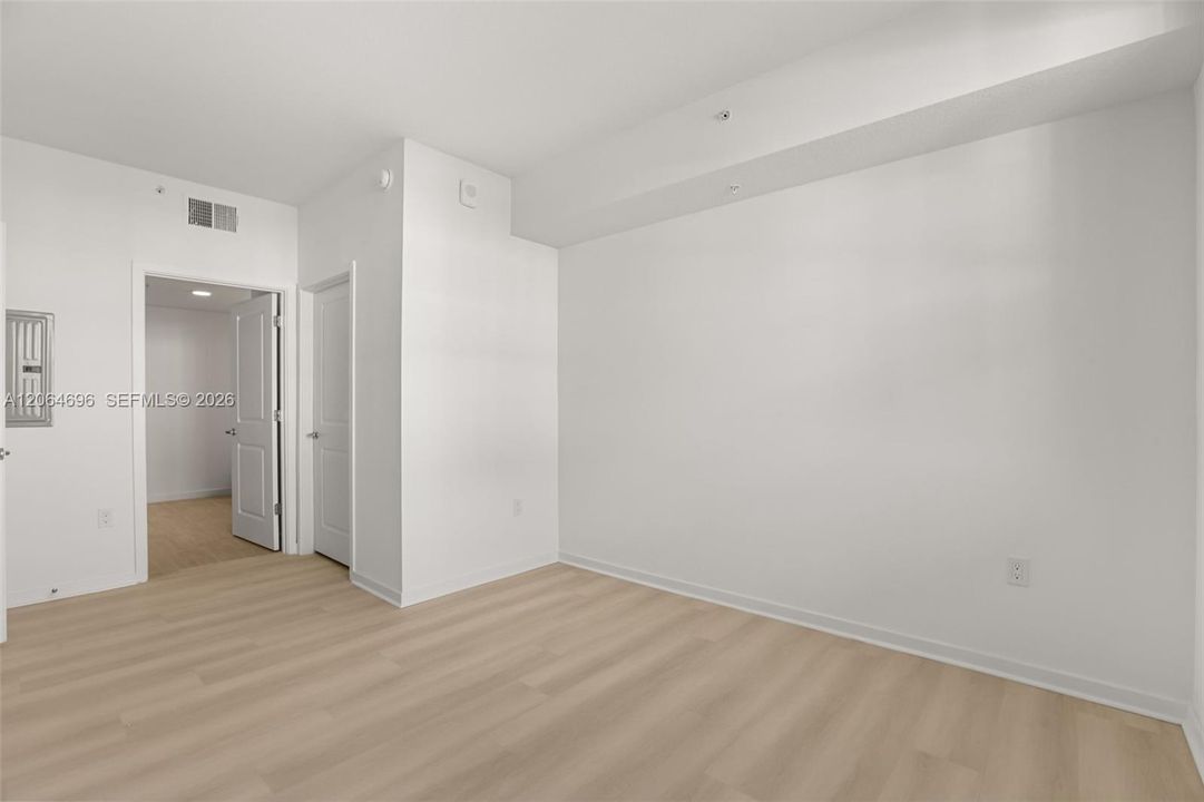 На продажу: $333,900 (3 спален, 2 ванн, 0 Квадратных фут)