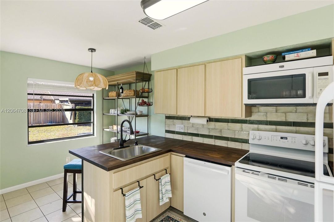 For Sale: $235,000 (2 beds, 1 baths, 0 Square Feet)
