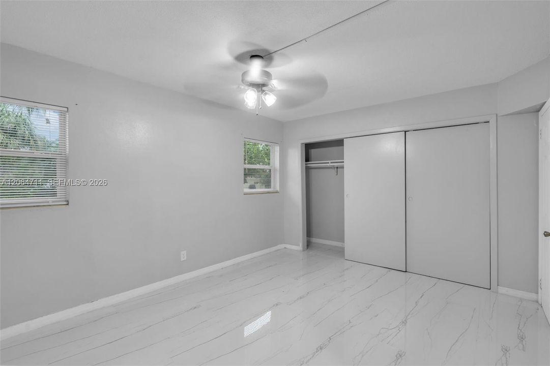 Activo con contrato: $129,000 (2 camas, 1 baños, 920 Pies cuadrados)