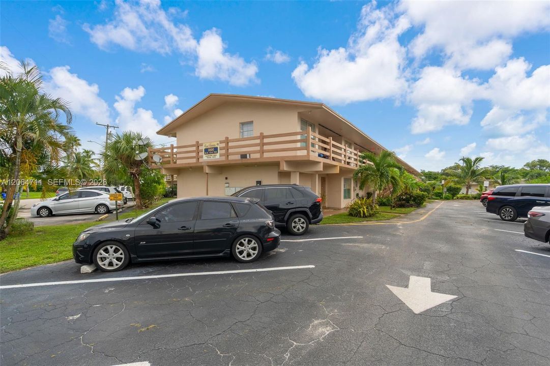 Activo con contrato: $129,000 (2 camas, 1 baños, 920 Pies cuadrados)