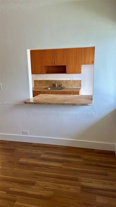 For Rent: $1,500 (1 beds, 1 baths, 551 Square Feet)