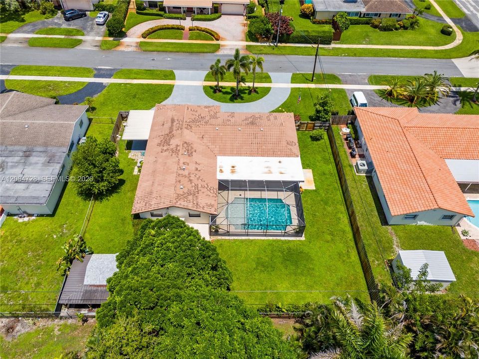 Active With Contract: $799,000 (4 beds, 2 baths, 2098 Square Feet)